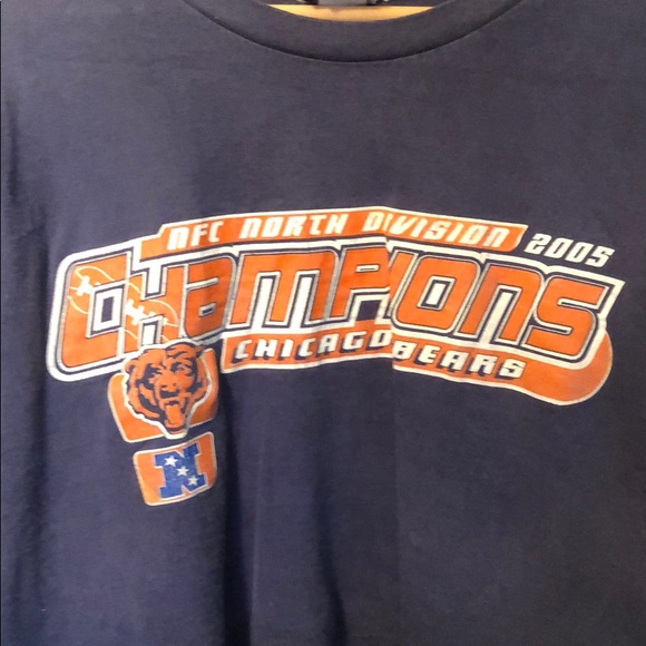 Chicago Bears Long Sleeved Shirt M - Picture 2 of 4